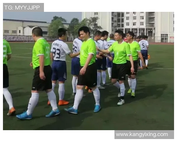 成都足球队表现卓越最新足球比赛经验TOP10全解析